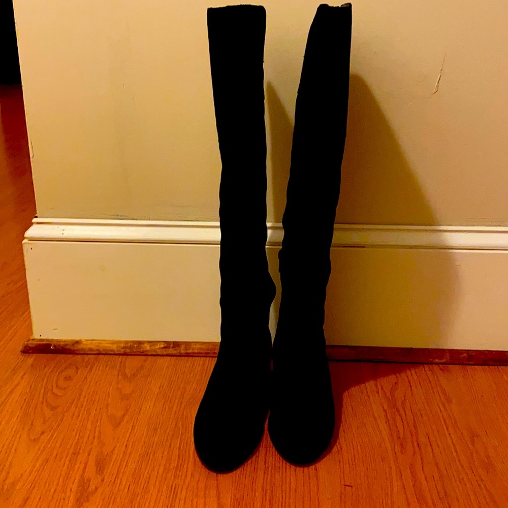 Vince Camuto Black Suede Boots Size 8